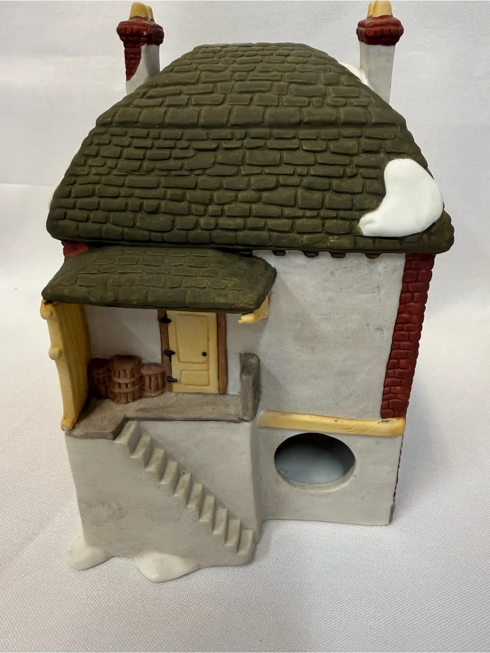 Department 56 Green Fish Shoppe, Warehouse Village Set and Accessories